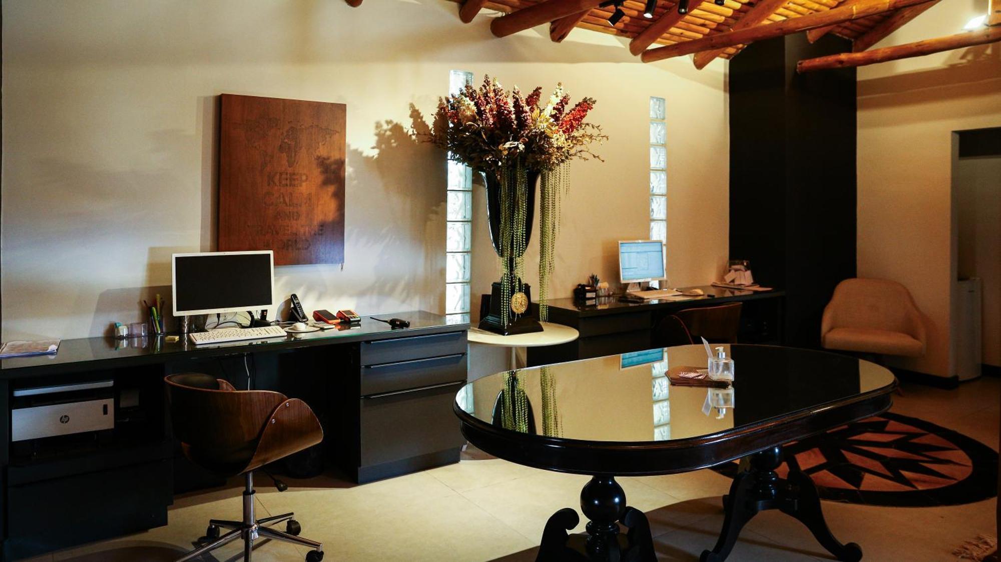 Vira Charme Resort Fernandes Pinheiro Exterior photo